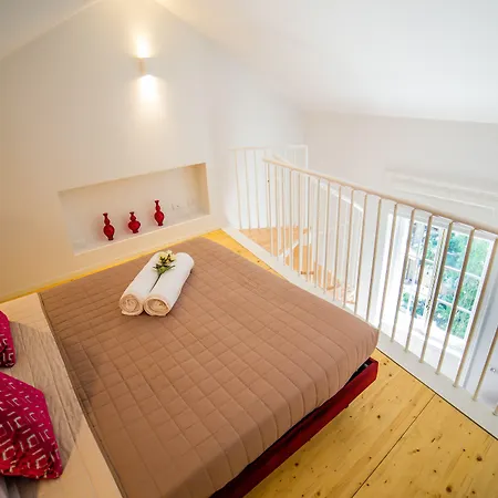 Le Stanze Del & Pool Guest house 4*