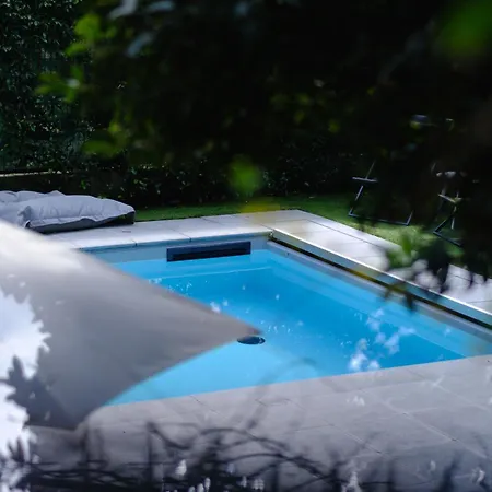 Le Stanze Del & Pool Pensión Como